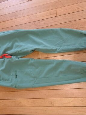 Figs Women's Jogger Scrub Pants in Mint with Coral Drawstring